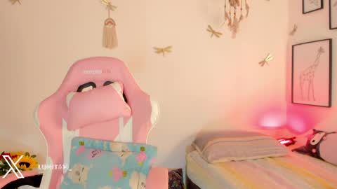 princessluna_14 online show from May 2026 09:13:01 PM