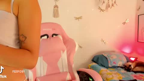 Snapshot of princessluna_14 chatting on July 2026 09:38:01 PM princessluna_14 online show from July 2026 09:38:01 PM