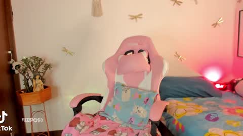 Snapshot of princessluna_14 chatting on July 2026 09:31:02 PM princessluna_14 online show from July 2026 09:31:02 PM