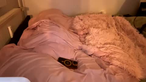 Lolli online show from February 2025 04:32:02 AM