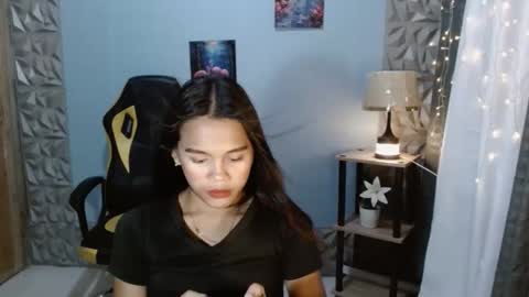 Snapshot of princessrynn chatting on November 2025 09:31:01 AM princessrynn online show from November 2025 09:31:01 AM