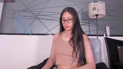 Valentina online show from September 2025 06:09:01 PM