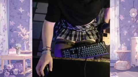 Snapshot of princexxellie chatting on April 2026 01:49:01 PM Ellie online show from April 2026 01:49:01 PM