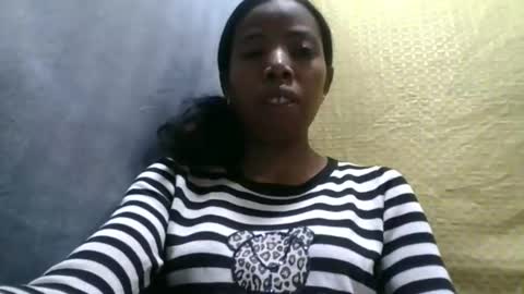 prisca880319 online show from April 2026 07:33:02 AM