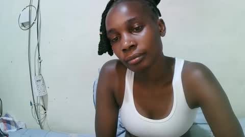 pritty_amber online show from April 2026 07:59:02 PM