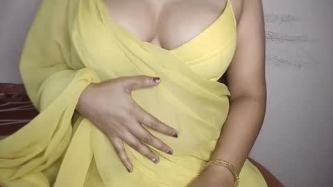 Snapshot of priyu_ chatting on November 2025 04:49:01 PM priyu_ online show from November 2025 04:49:01 PM