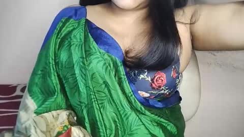 Snapshot of priyu_ chatting on November 2025 01:26:02 PM priyu_ online show from November 2025 01:26:02 PM