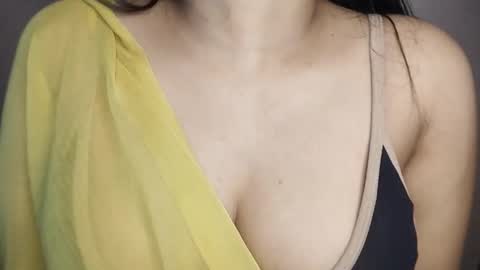 Snapshot of priyu_ chatting on December 2025 04:27:01 PM priyu_ online show from December 2025 04:27:01 PM