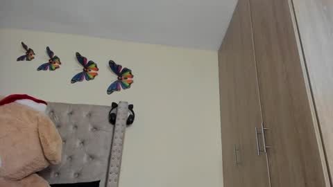 Profana Red online show from December 2024 03:42:01 AM