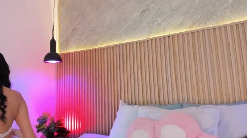 Profana Red online show from April 2026 02:25:02 PM