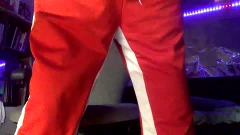 Snapshot of profnwear chatting on October 2025 10:35:02 AM ProfNUWear online show from October 2025 10:35:02 AM