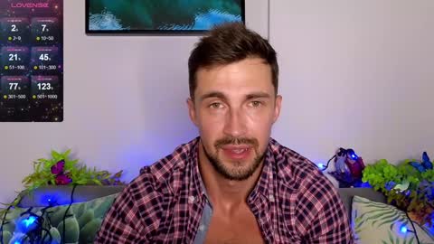 Snapshot of promethe_us chatting on January 2025 06:14:02 PM Prometheus original online show from January 2025 06:14:02 PM