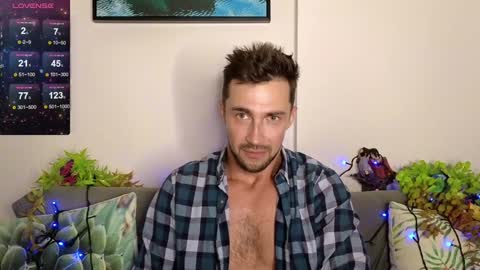 Snapshot of promethe_us chatting on January 2025 03:03:01 PM Prometheus original online show from January 2025 03:03:01 PM