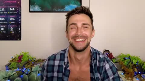 Snapshot of promethe_us chatting on February 2025 02:16:01 PM Prometheus original online show from February 2025 02:16:01 PM