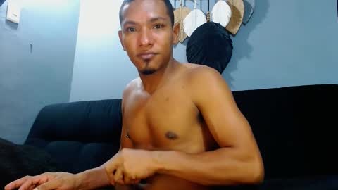 Snapshot of prometo23cm chatting on December 2024 05:51:01 AM Grande y Gruesa online show from December 2024 05:51:01 AM