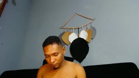 Snapshot of prometo23cm chatting on January 2025 05:37:02 PM Grande y Gruesa online show from January 2025 05:37:02 PM