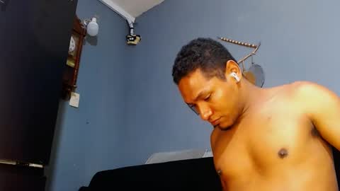 Snapshot of prometo23cm chatting on February 2025 02:59:02 PM Grande y Gruesa online show from February 2025 02:59:02 PM