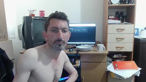 Snapshot of prosexualny chatting on April 2026 08:35:02 AM Mariusz online show from April 2026 08:35:02 AM