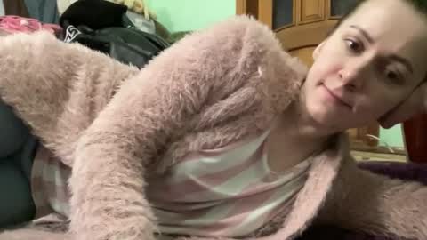 Snapshot of proud_sweet_21 chatting on December 2025 12:52:02 AM proud sweet 21 online show from December 2025 12:52:02 AM