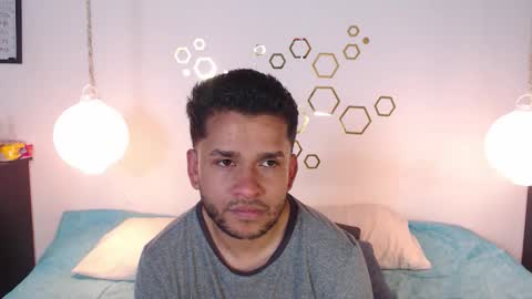 Adris  Juan online show from October 2025 02:12:02 AM