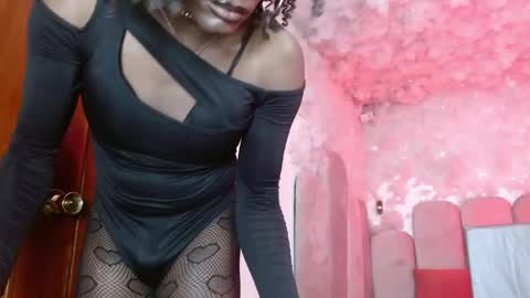 Snapshot of puca_eboony chatting on May 2026 07:56:02 PM pucca online show from May 2026 07:56:02 PM