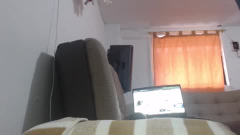 Snapshot of pummpummm chatting on November 2025 11:43:01 AM pummpummm online show from November 2025 11:43:01 AM