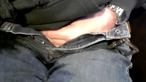 pumpkin3000 online show from December 2024 01:33:02 PM