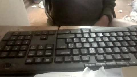 pup_y online show from November 2025 06:08:01 PM