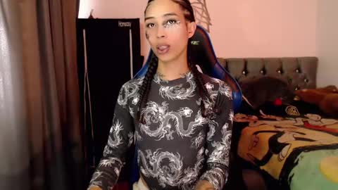 Cris online show from October 2025 07:32:01 PM