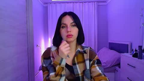 Julia online show from January 2026 04:01:01 PM