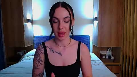 Snapshot of pure_temptation_j chatting on June 2026 04:05:01 PM Julia online show from June 2026 04:05:01 PM