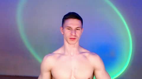 Snapshot of puremenshape chatting on April 2026 04:00:01 AM puremenshape online show from April 2026 04:00:01 AM