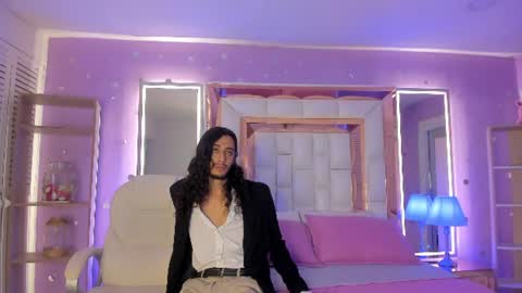 Snapshot of puretemptation_ chatting on June 2026 07:40:01 PM Experienced guys online show from June 2026 07:40:01 PM