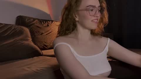 Marie online show from March 2025 03:24:01 PM