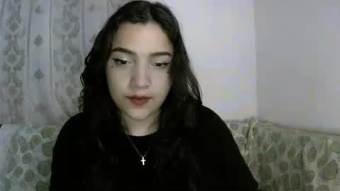 Snapshot of purple_23 chatting on December 2025 07:48:02 AM Lizzy online show from December 2025 07:48:02 AM