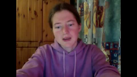 purple_cat55 online show from September 2025 10:27:01 AM