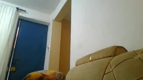 purple_hearts online show from June 2026 06:26:02 AM