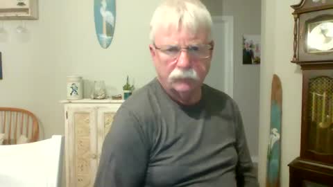 purpleshroom online show from February 2025 04:18:02 AM