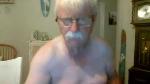 Snapshot of purpleshroom chatting on June 2026 03:29:02 AM purpleshroom online show from June 2026 03:29:02 AM