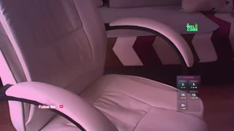 Snapshot of push_my_buttons chatting on September 2025 01:50:01 AM Adriana WILL BE ONLINE soon online show from September 2025 01:50:01 AM