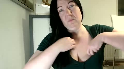 pussy6wetlips online show from February 2026 04:32:01 AM