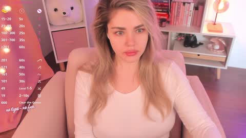 Snapshot of pussy_kattt chatting on January 2025 11:02:02 AM kat follow online show from January 2025 11:02:02 AM