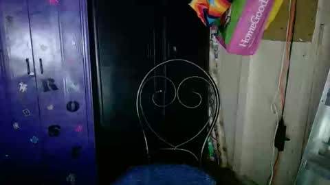 Snapshot of pussy_licker0127 chatting on January 2025 01:53:01 PM Mark online show from January 2025 01:53:01 PM