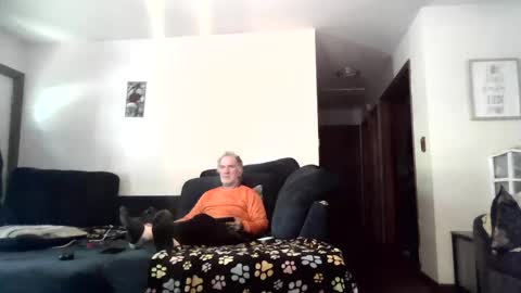 Snapshot of pussy_licker0127 chatting on October 2025 05:36:02 PM Mark online show from October 2025 05:36:02 PM