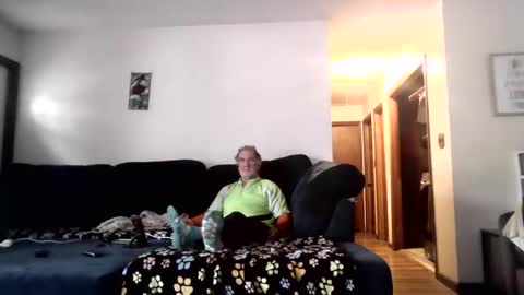 Snapshot of pussy_licker0127 chatting on October 2025 04:53:02 PM Mark online show from October 2025 04:53:02 PM