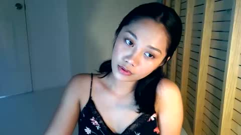 Marj33 online show from November 2025 01:00:02 PM