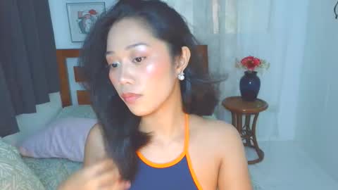 Marj33 online show from November 2025 10:02:01 PM