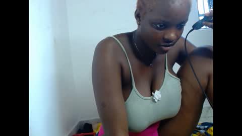 pussydollurz online show from November 2025 08:06:01 AM