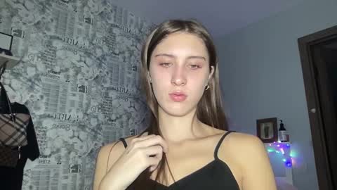 Snapshot of pussygir007 chatting on January 2025 09:08:02 AM pussygirl007 online show from January 2025 09:08:02 AM