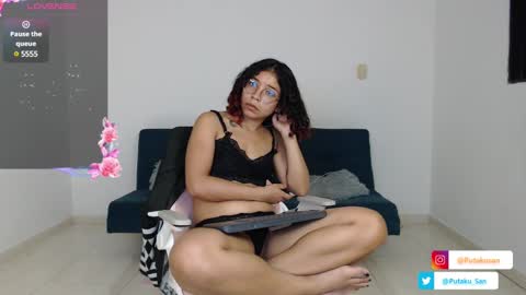 Snapshot of putakusan chatting on January 2025 06:05:02 AM Izumi online show from January 2025 06:05:02 AM